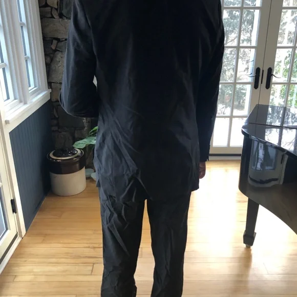 Boss suit - Picture 3 of 5